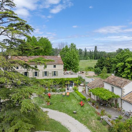 Bastide De Bellegarde Bed & Breakfast Avignon Bagian luar foto