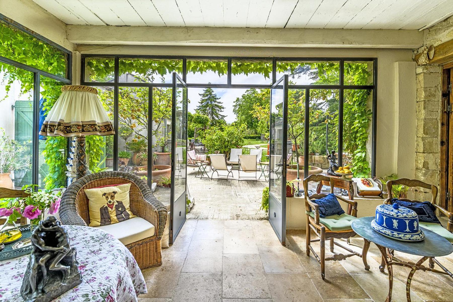 Bastide De Bellegarde Bed & Breakfast Avignon Bagian luar foto