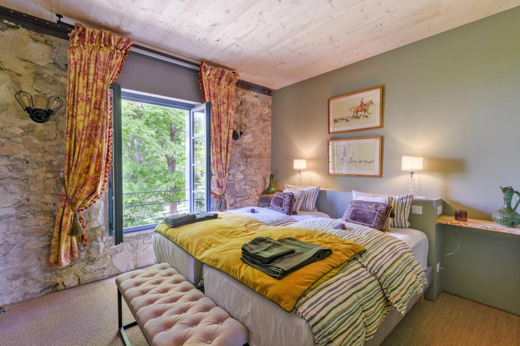 Bastide De Bellegarde Bed & Breakfast Avignon Bagian luar foto